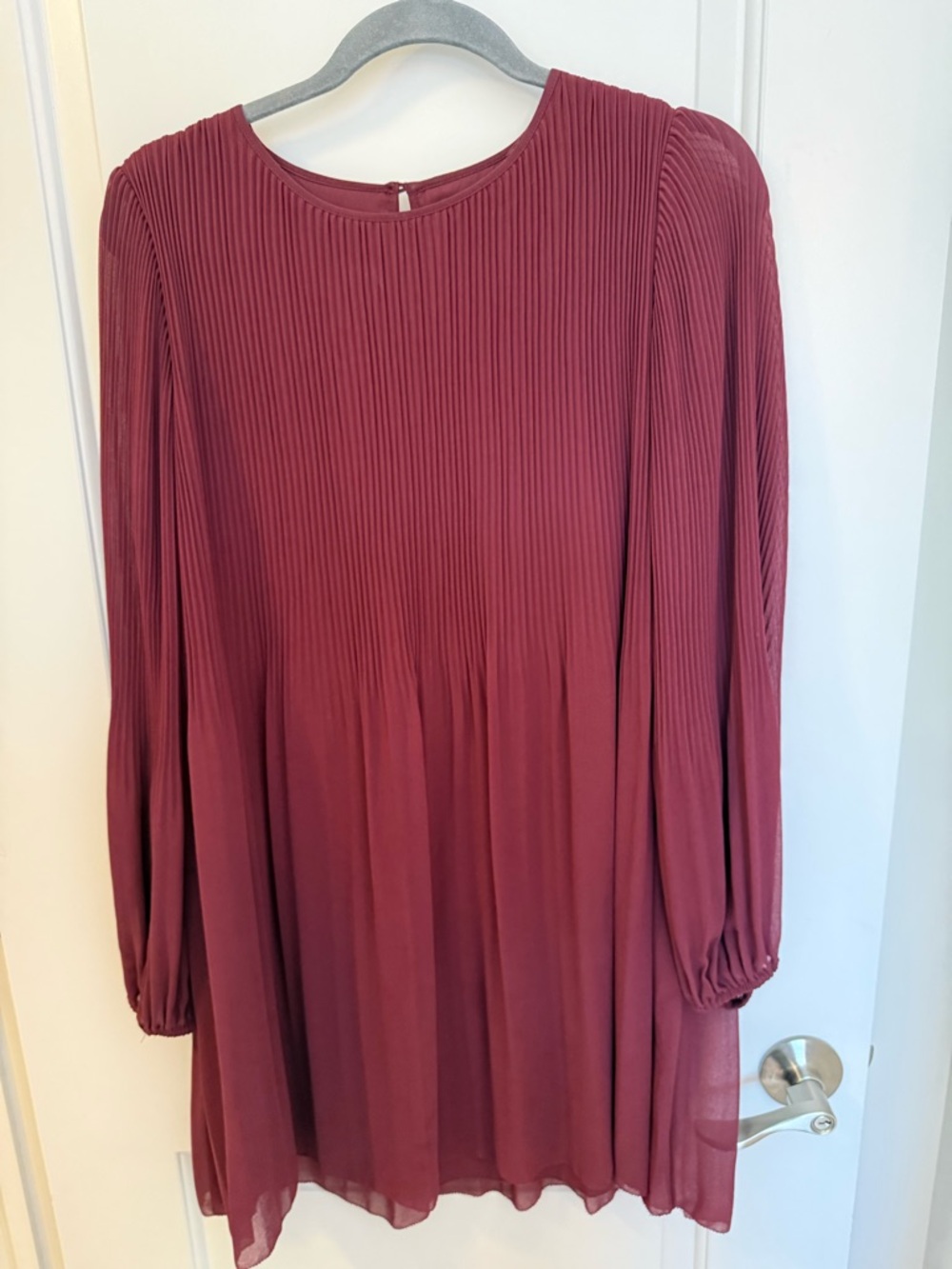 Wilfred Pleated Long-Sleeve Shift Dress - Burgundy